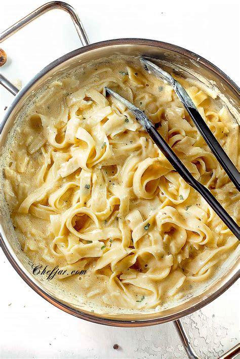 Olive Garden Alfredo Sauce Copycat - Chefjar