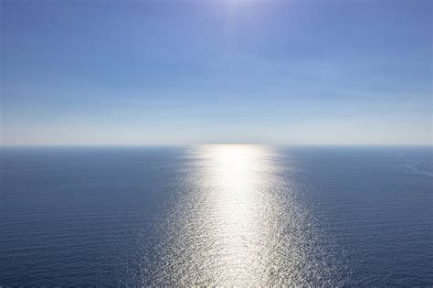 Royalty-Free photo: Landscape photography of ocean under clear sky during daytime | PickPik