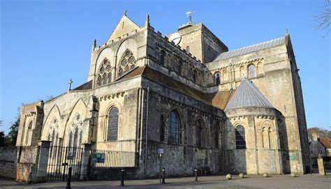 Romsey Abbey - Visit Hampshire