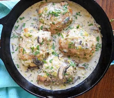 Chicken & Mushroom Fricassee . Healthy Recipe with Slimming Features - Cook After Me