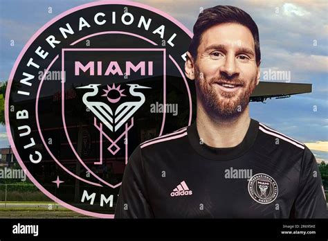 Lionel Messi with the Inter Miami shirt, the shield and the stadium in ...