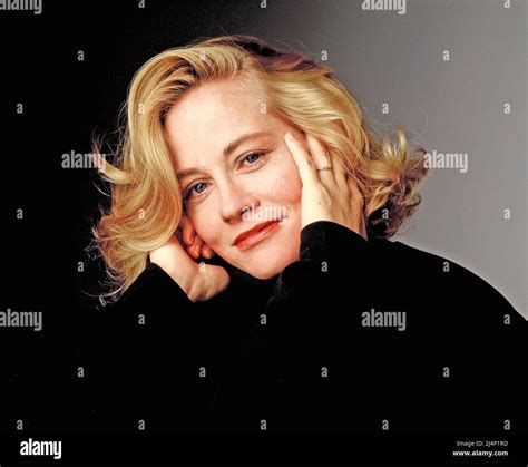 Cybill Shepherd Moonlighting Soft Focus