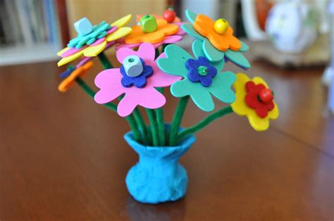 Creative Projects for Kids: Bouquet in Play-Doh Vase