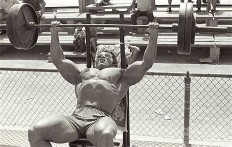 39 Photos From The Golden Era Of Body Building That Prove Nothing Beats Old-School Muscle in ...