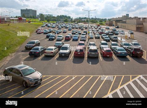 Parking plaza hi-res stock photography and images - Alamy