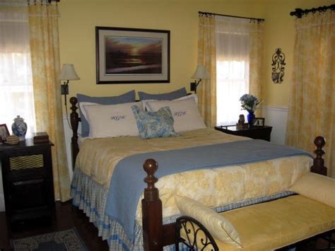 28 best images about Yellow/Blue bedroom ideas on Pinterest | Bedroom built ins, Blue and and ...