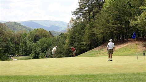 Play Golf at the Gatlinburg Course in Pigeon Forge