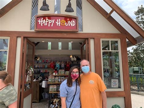 Happy Hound The Landing Disney Springs Disney Vacation Pictures Disney World Live Suchart Family ...