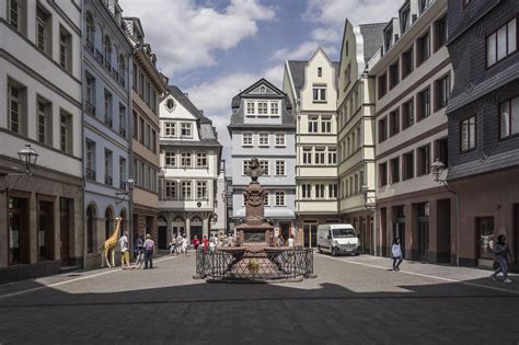 Frankfurt Old Town (Reconstructed 2012-2018) : r/ArchitecturalRevival