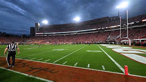 WATCH: UGA Football Fans Light Up Sanford Stadium In 4th Quarter | Dawg Post