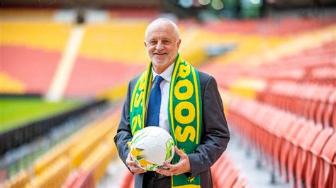 Who is Australia's World Cup coach Graham Arnold? Contract, Socceroos ...