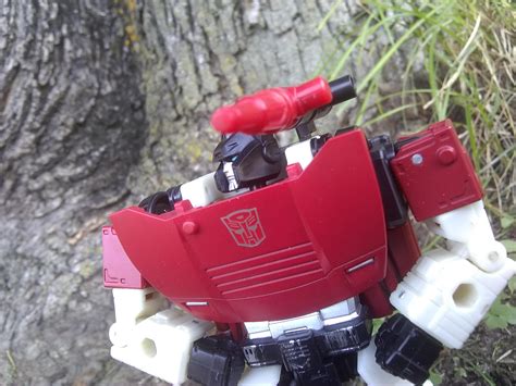 Sideswipe reporting in, what next Prime? : r/transformers