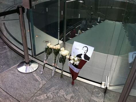 More Steve Jobs Tribute Photos From Our Readers - MacRumors