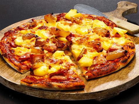 Who Invented Ham And Pineapple Pizza - PIZZA JWP