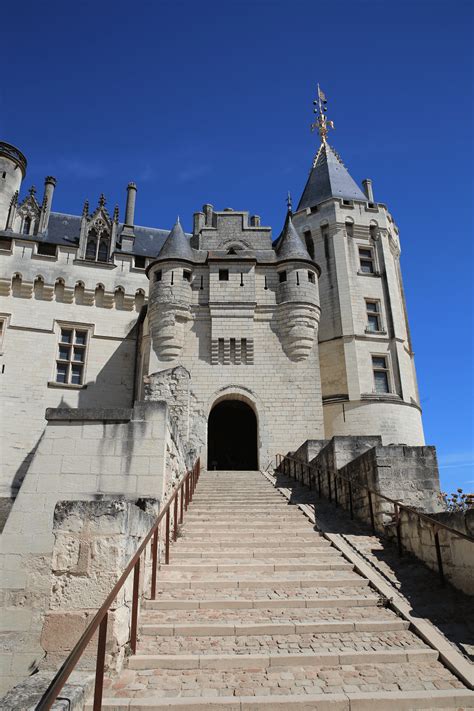 Saumur castle * All PYRENEES · France, Spain, Andorra