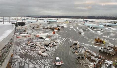 Vancouver flights: What to know about travel in the BC storm - Vancouver Is Awesome