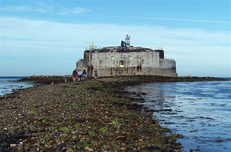 Spring tide walk to St Helens Fort