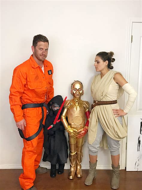 Family Star Wars: The Force Awakens Costumes for Halloween - Fab Everyday