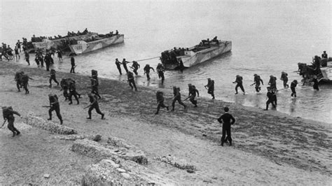 World War II's D-Day: Photos reveal world's largest amphibious invasion ...