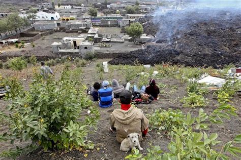 Evacuations in Cape Verde after volcano erupts - The Boston Globe | Cape verde, Volcano, Cape ...