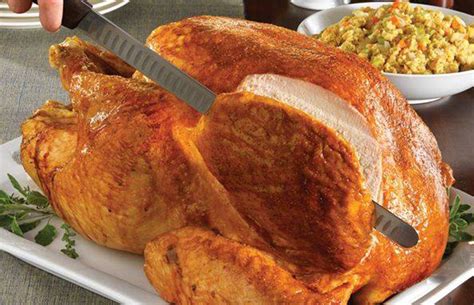 Golden Corral from 10 Chains That Will Be Serving Thanksgiving Dinner - The Daily Meal