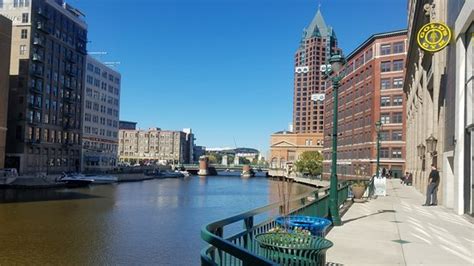 Milwaukee RiverWalk - All You Need to Know Before You Go (with Photos ...