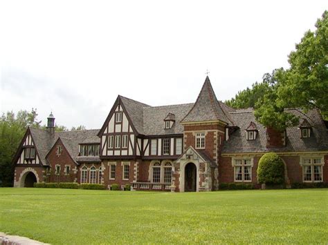 20 of the Most Gorgeous Tudor Style Home Designs