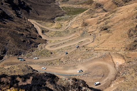 Driving the Sani Pass into Lesotho | Earth Trekkers