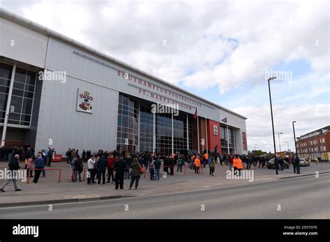 A general view of St Mary's Stadium Stock Photo - Alamy