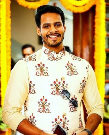 Nikhil Kumaraswamy Height, Weight, Age, Wife, Biography, Family