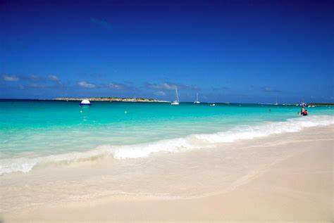 Wanderlust Traveler: St. Maarten/St. Martin (Beaches)