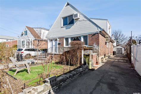 70-25 164th Street, Fresh Meadows, NY 11365 | Trulia