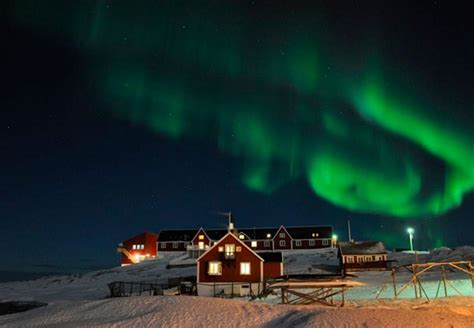 Northern Lights in Greenland - Greenland Travel EN