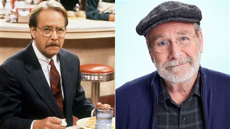 Martin Mull, 'Roseanne,' 'Arrested Development' actor, dead at 80 | Fox ...