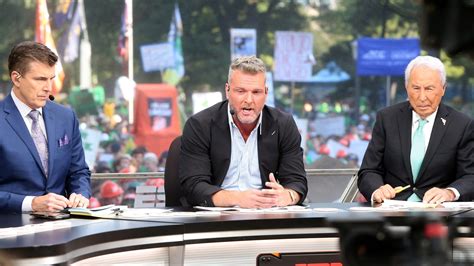 ESPN's College GameDay crew gives their picks for Washington vs. Texas ...