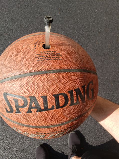 This Basketball has a Built-In Pump : r/mildlyinteresting