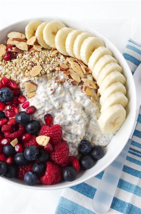 Vanilla Overnight Oats Breakfast Bowl - The Forked Spoon