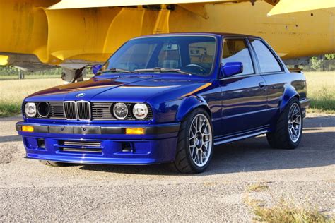 No Reserve: Modified 1990 BMW 325i | Bmw, Bmw e30, Classic cars online