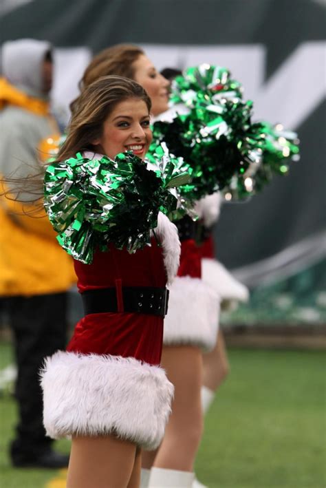 New York Jets' cheerleaders perform during the second half of an NFL ...