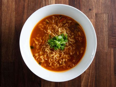 Shin Ramyun Is Terrible! (Long Live Shin Ramyun!)