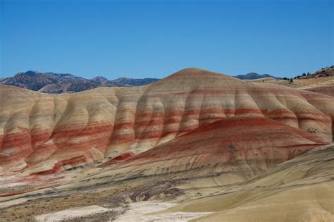 The Painted Hills 2 | Another straight-from-the-camera shot … | Flickr