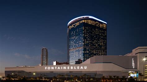 Fontainebleau opens $3.7-billion Las Vegas Strip hotel | CNN