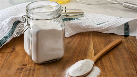 Uses for Baking Soda: Guidelines for Cleaning Your Kitchen | HowStuffWorks