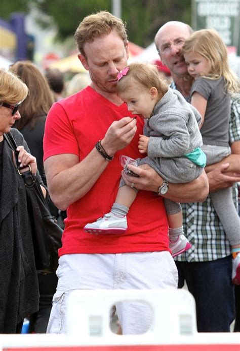 Ian Ziering & Family At The Farmer’s Market | Celeb Baby Laundry