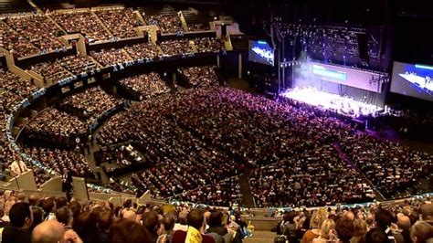 'Democracy rocks' for Nicola Sturgeon at Glasgow Hydro - BBC News