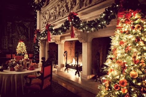 Christmas Fireplace Garland Ideas – InspirationSeek.com