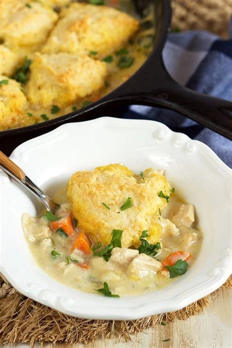 Easy Chicken and Dumplings Casserole Recipe - The Suburban Soapbox