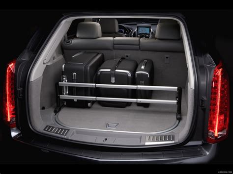 Cadillac SRX | 2010MY | Trunk | Interior