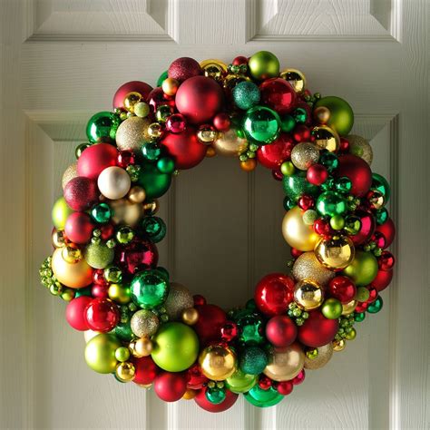 12 Adorable DIY Christmas Wreath Ideas | The Family Handyman