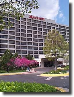 Wichita Marriott Hotel - Reserve Your Room at Wichita Hotels